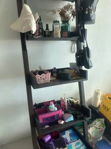 5-tier wooden shelf