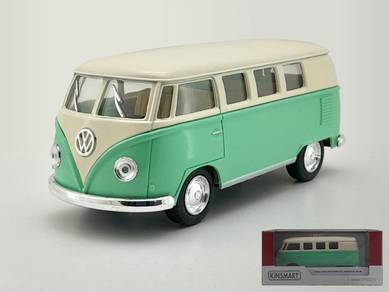 1962 Volkswagen T1 Classical kombi van - Green