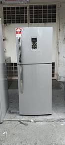 Jenama Electrolux 2door fridge refrigerator 211L