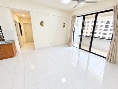Condominium For Sale in Marina Crescent