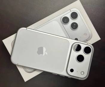 3 Month Old Iphone 17 Pro 256GB