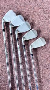 Cobra Aerojet Iron set For sale