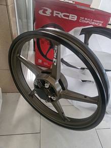Combo Merdeka y15