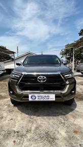 Toyota Hilux V in Pulau Gedong, MLK