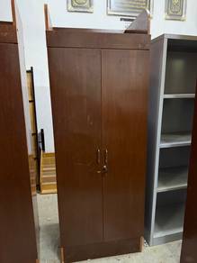 Almari kayu 2 pintu