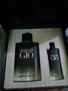 Armani perfume