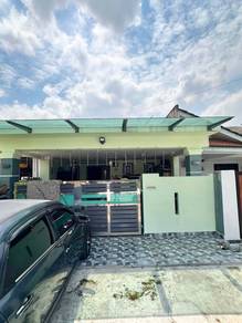 1.5-storey Terraced House For Sale in Puchong,SGR