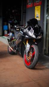 Yamaha R15