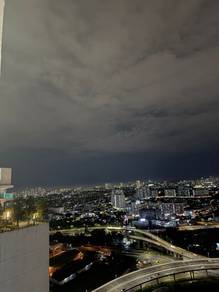 Condominium For Rent in Verando Residence