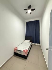 Room in Bukit Jalil, KUL