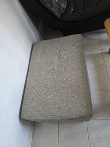 Grabb Sofa Ottoman
