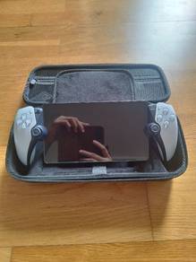 PS5 Portal with carrying case