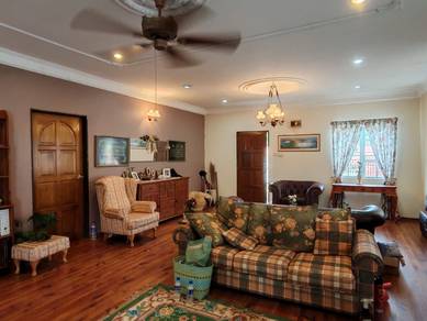 Bungalow House For Sale in Serendah,SGR