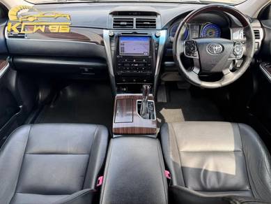 Toyota Camry HYBRID PREMIUM in Kepong, KUL