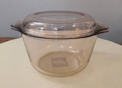 Corning Pyrex 31d round bowl