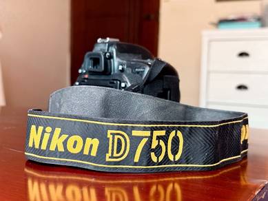Nikon D750 (Body) + Nikon Lens (50mm)