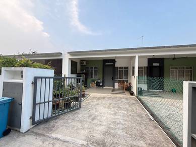 1-storey Terraced House For Sale in Banting,SGR