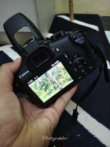canon eos 1300D ada wifi