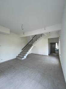 Semi-Detached House For Rent in Petaling Jaya,SGR