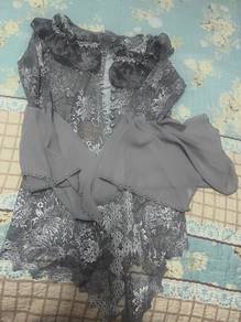 top kebaya