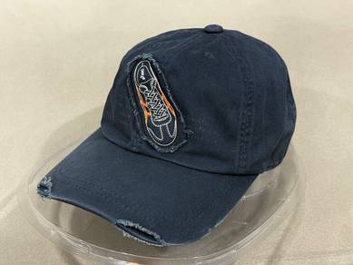 MU5366	Topi Cap Asics