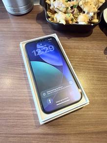 Iphone 13 still new and good condition