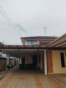 Semi-Detached House For Sale in Perling,JHR