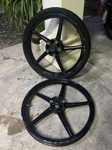Rim Enkei Depan Belakang