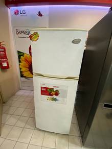 Electrolux 300L Refrigerator - Terpakai 6sep2n