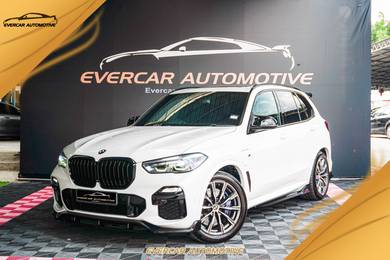 BMW X5 xDRIVE45e M SPORT in Desa Petaling, KUL