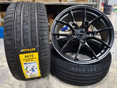 BMW E90 F30 F32 X1 E84 19" Rim   Tayar Baru R338