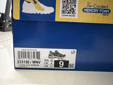 sport shoes