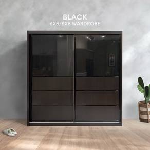 8x8 Big Wardrobe
