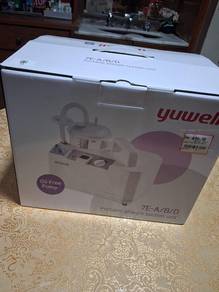 Yuwell 7E-A/B/D Portable Phlegm Suction Unit