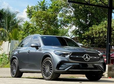 Mercedes Benz GLC300 300 4MATIC AMG LINE in Johor Bahru, JHR