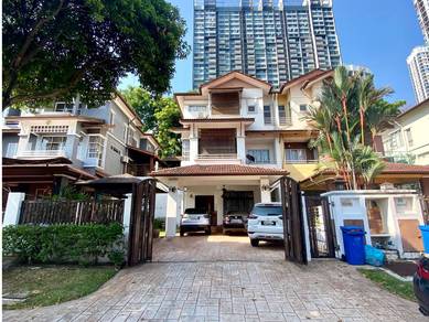 Semi-Detached House For Sale in Shah Alam,SGR