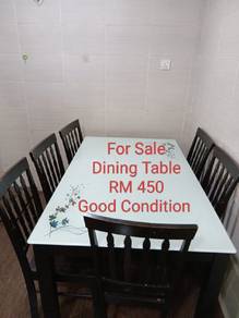 Dining table 