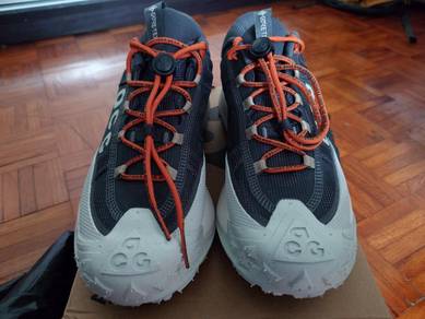 Hiking Shoe ACG Mountain Fly 2 Low (Nike)