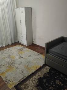 Room in Bukit Beruntung, SGR