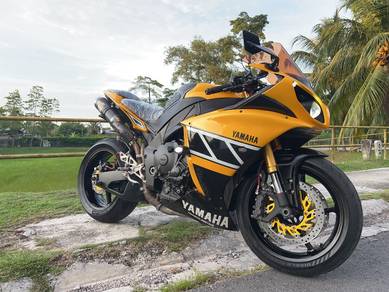 Yamaha YZF-R1