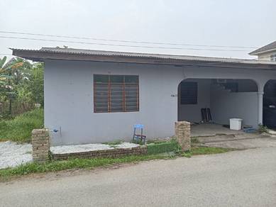 Semi-Detached House For Rent in Bukit Payung,TRG