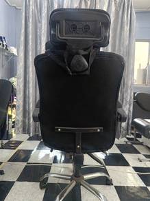 gaming chair