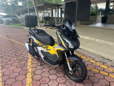 Honda ADV 160