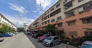Apartment For Sale in Taman Putra Budiman Flat
