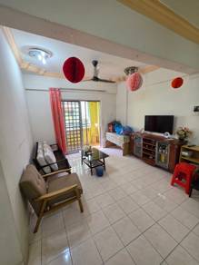 Apartment For Sale in Sri Wangi