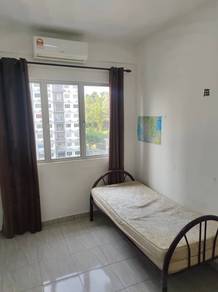 Room in Bangi, SGR