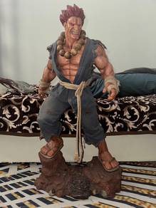 Akuma 1/3 scale figure