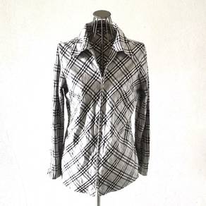 Burberry london checked front zipper long sleeve