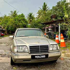 Mercedes Benz 200E in Keramat, KUL