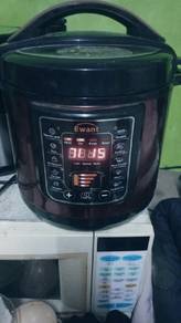pressure cooker